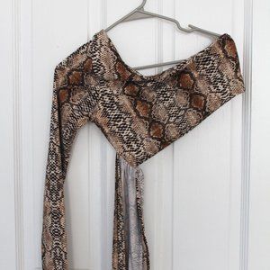 Forever 21 Snake Print One Shoulder Long Sleeve with Tie Waist Size Medium